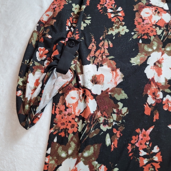 Faith And Joy Los Angeles Women's Floral HighLow 3/4 Sleeve Size 2XL Top - Picture 8 of 9